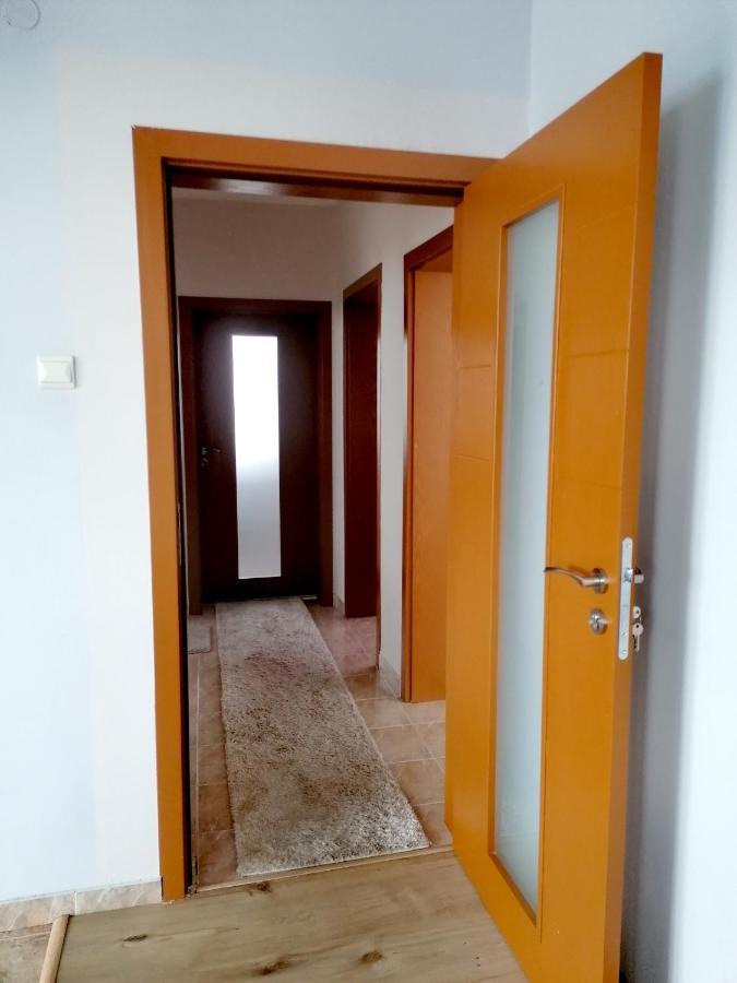 Apartment Daiv ساباريفا بانيا المظهر الخارجي الصورة