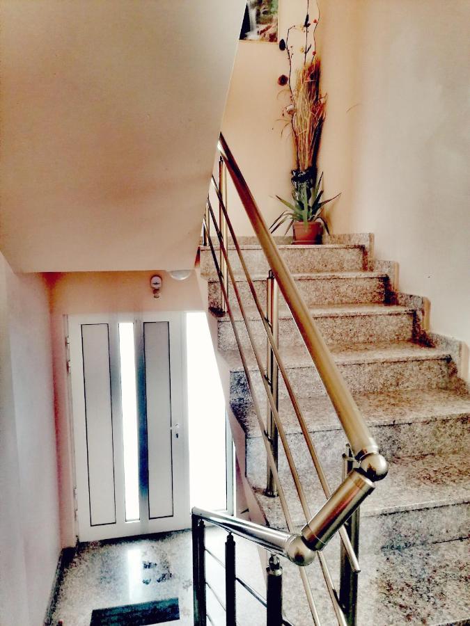 Apartment Daiv ساباريفا بانيا المظهر الخارجي الصورة